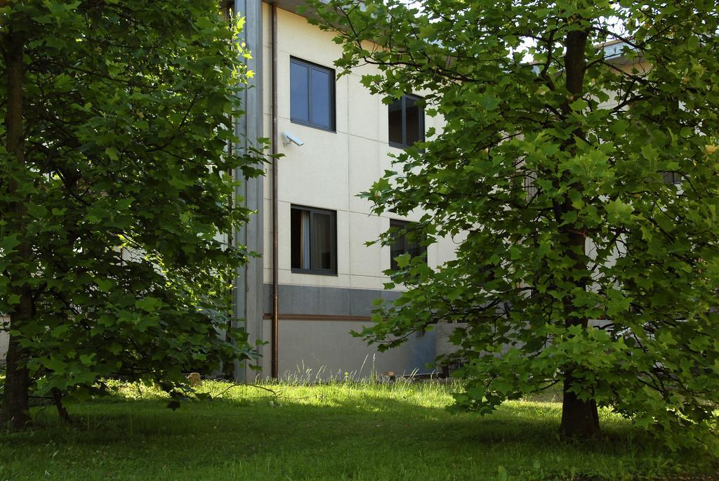 Groane Hotel Residence チェザーノ・モデルノ エクステリア 写真